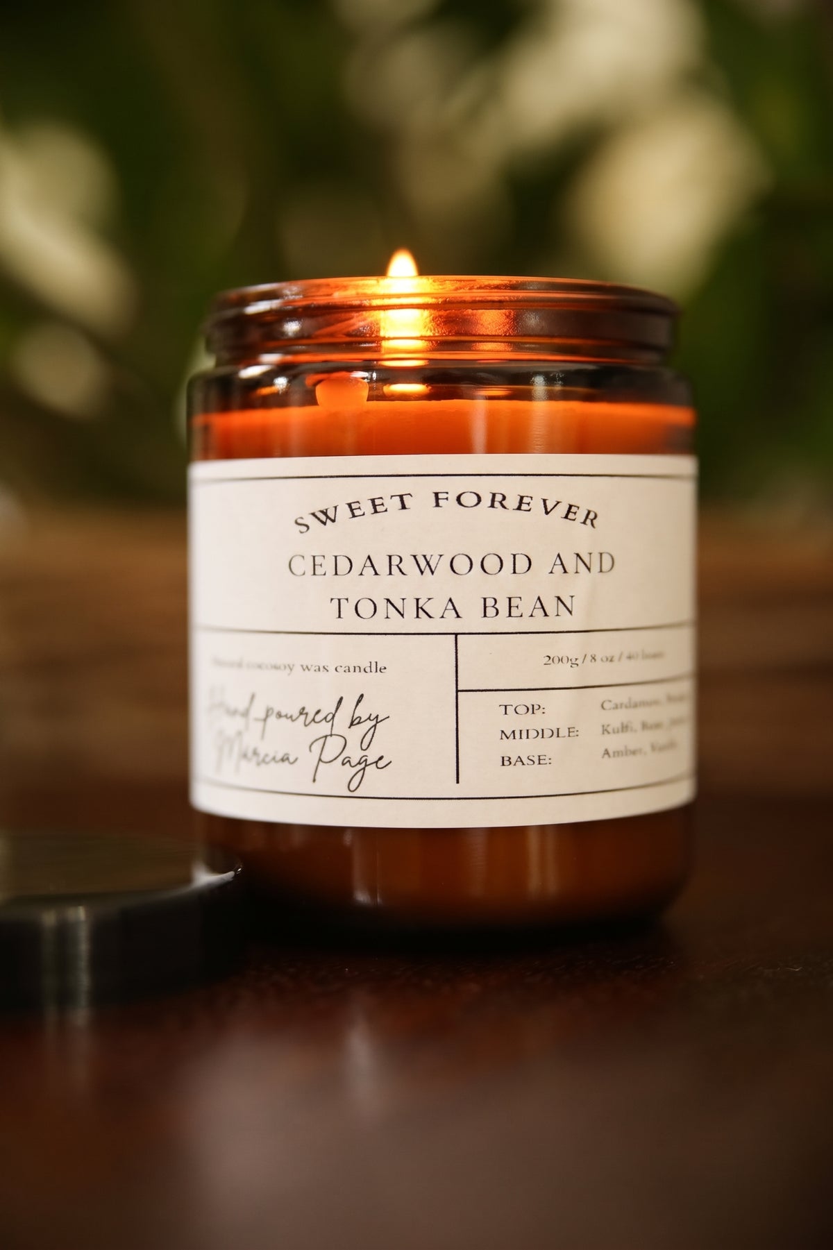 Cedarwood and Tonka Bean Scented Candle